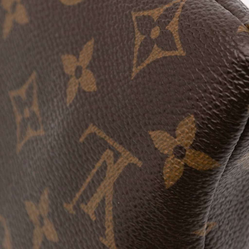Louis Vuitton Monogram Daily Pouch - Image 10