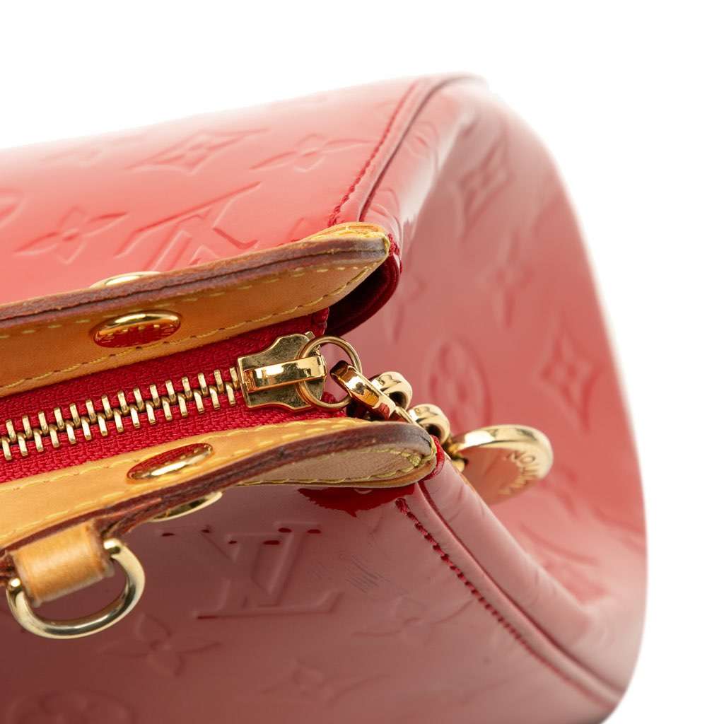 Louis Vuitton Monogram Vernis Brea MM - Detail 2