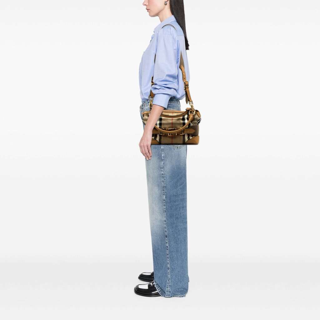 Burberry House Check Canvas Brecon Satchel - Image 18