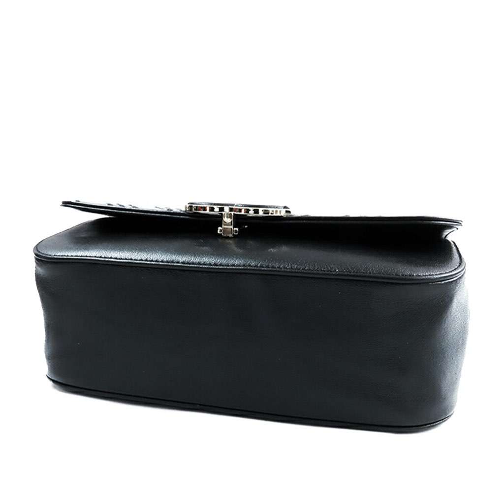 Chanel CC Chevron Sheepskin Chain Subtle Flap - Image 6