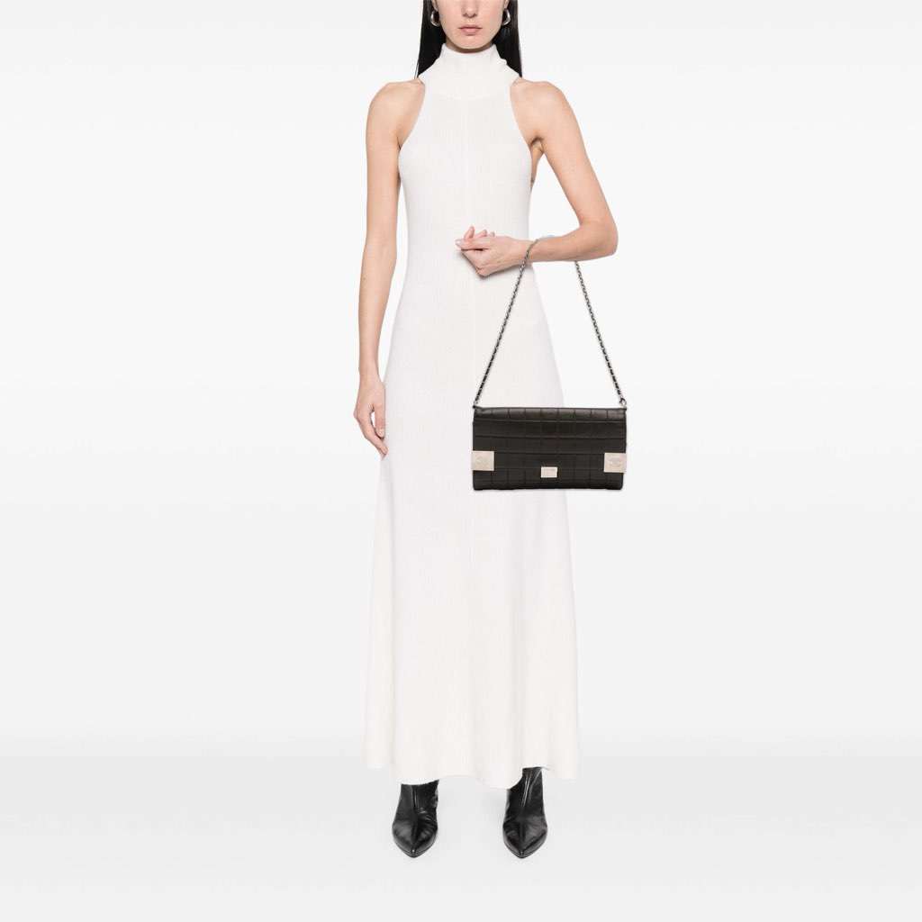 Chanel Quilted Lambskin Chocolate Bar Shoulder Bag - Image 16