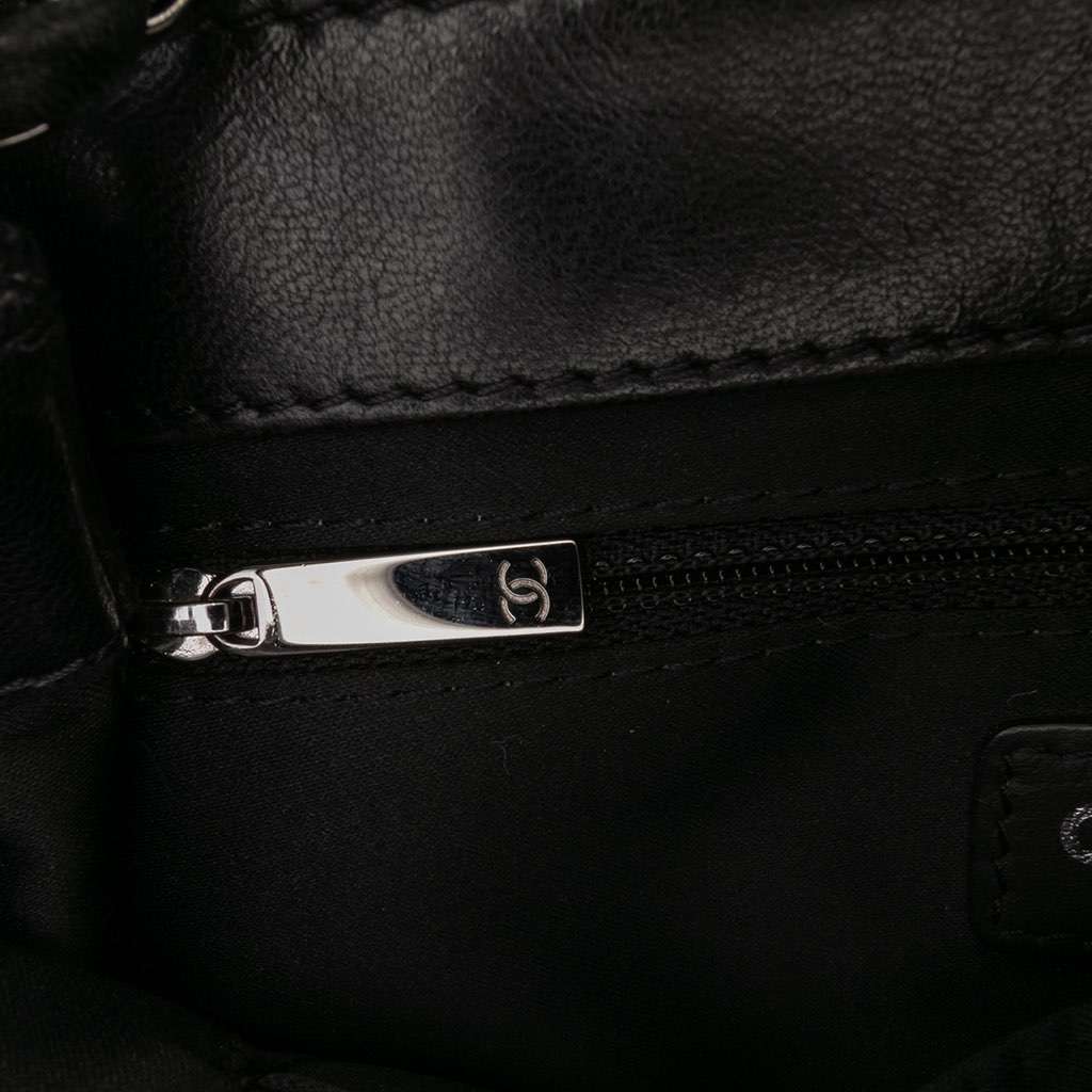 Chanel Small Quilted Lambskin Coco Loop Flap - Detail 2