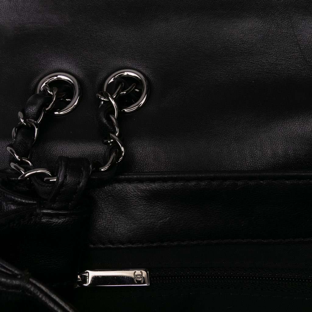 Chanel Small Quilted Lambskin Coco Loop Flap - Image 10