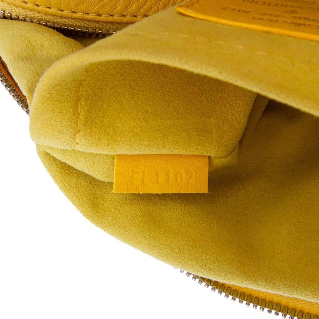 Louis Vuitton Monogram Denim Pochette Round - Detail 1