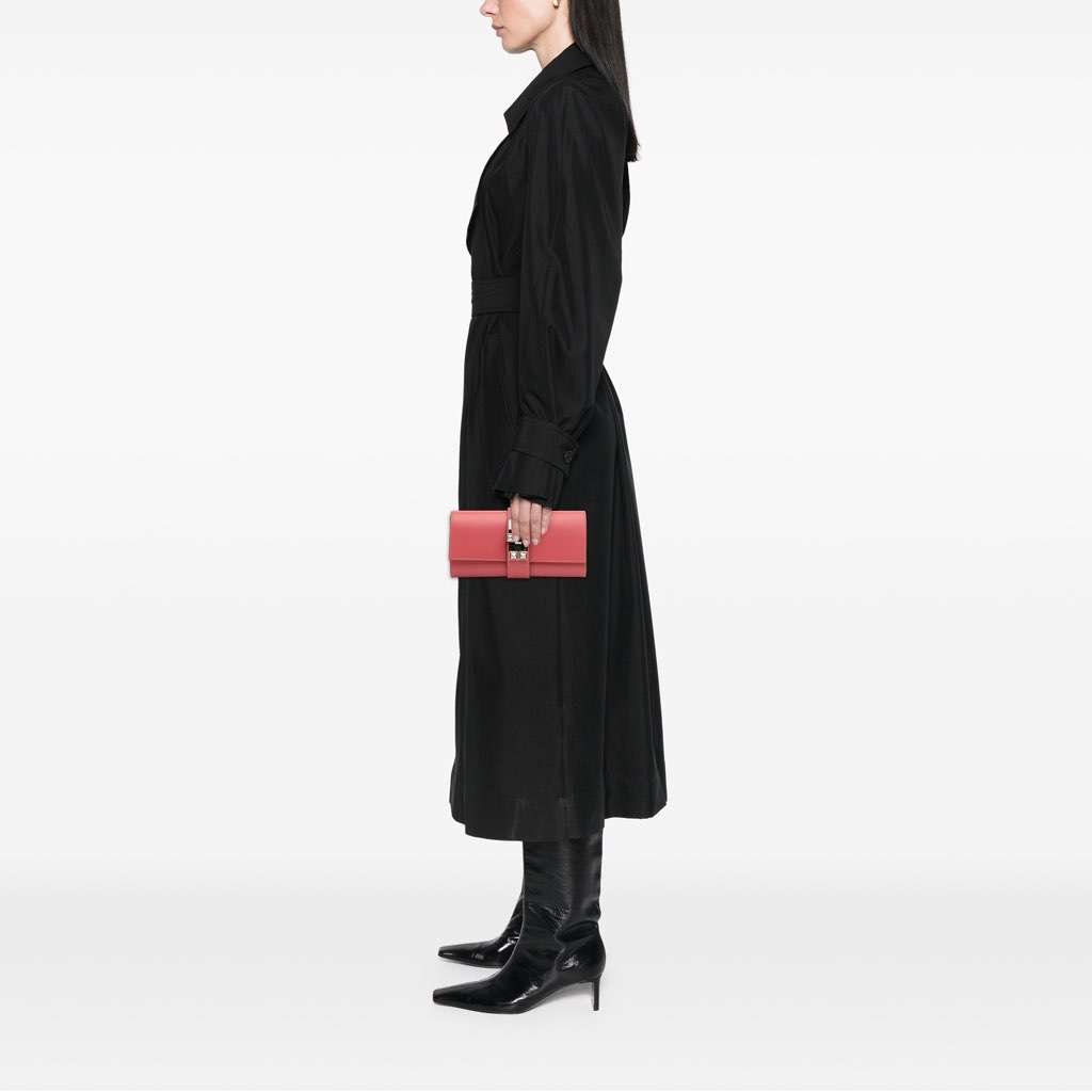 Hermès Tadelakt Medor Clutch 23 - Image 13