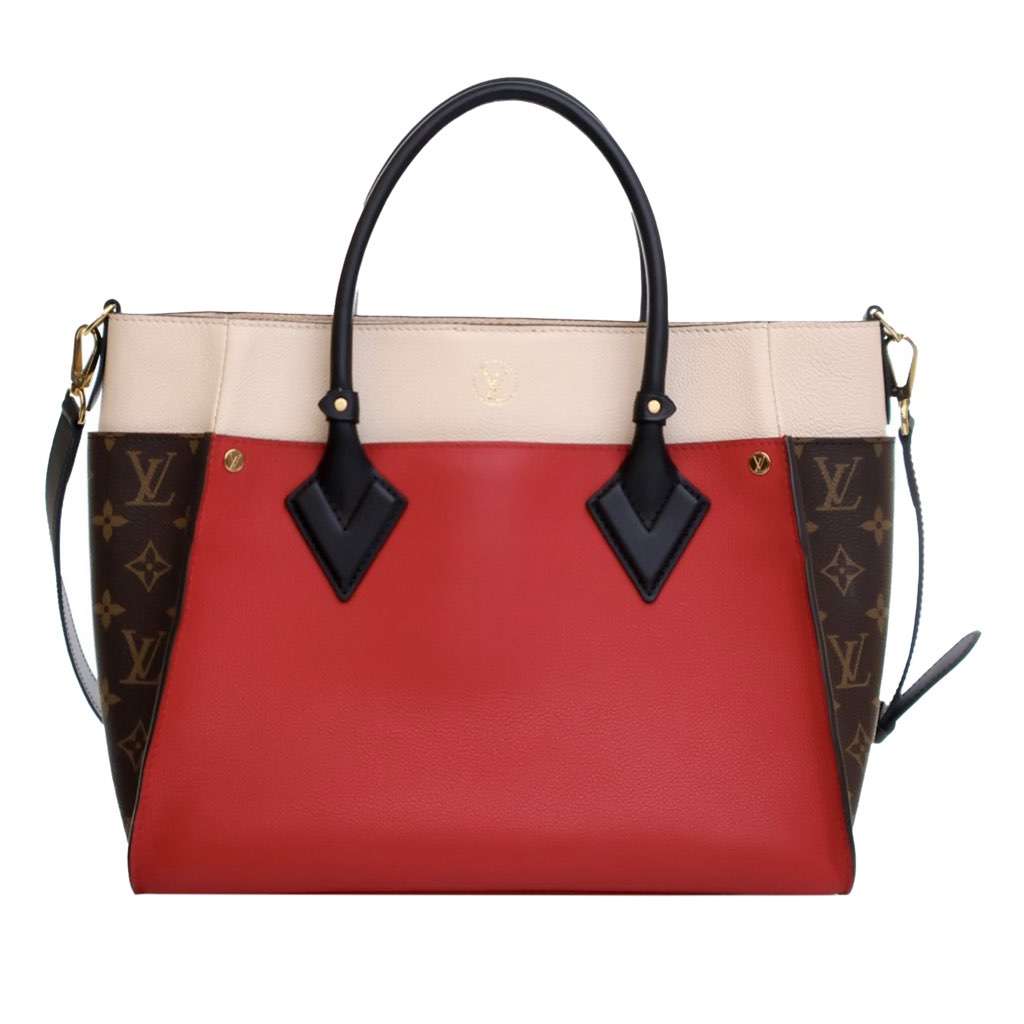 Louis Vuitton Monogram On My Side MM - 3