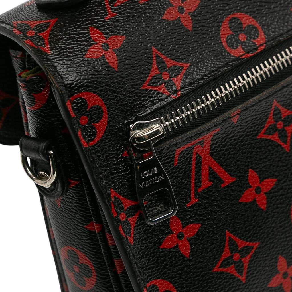 Louis Vuitton Monogram Infrarouge Pochette Metis - Detail 2