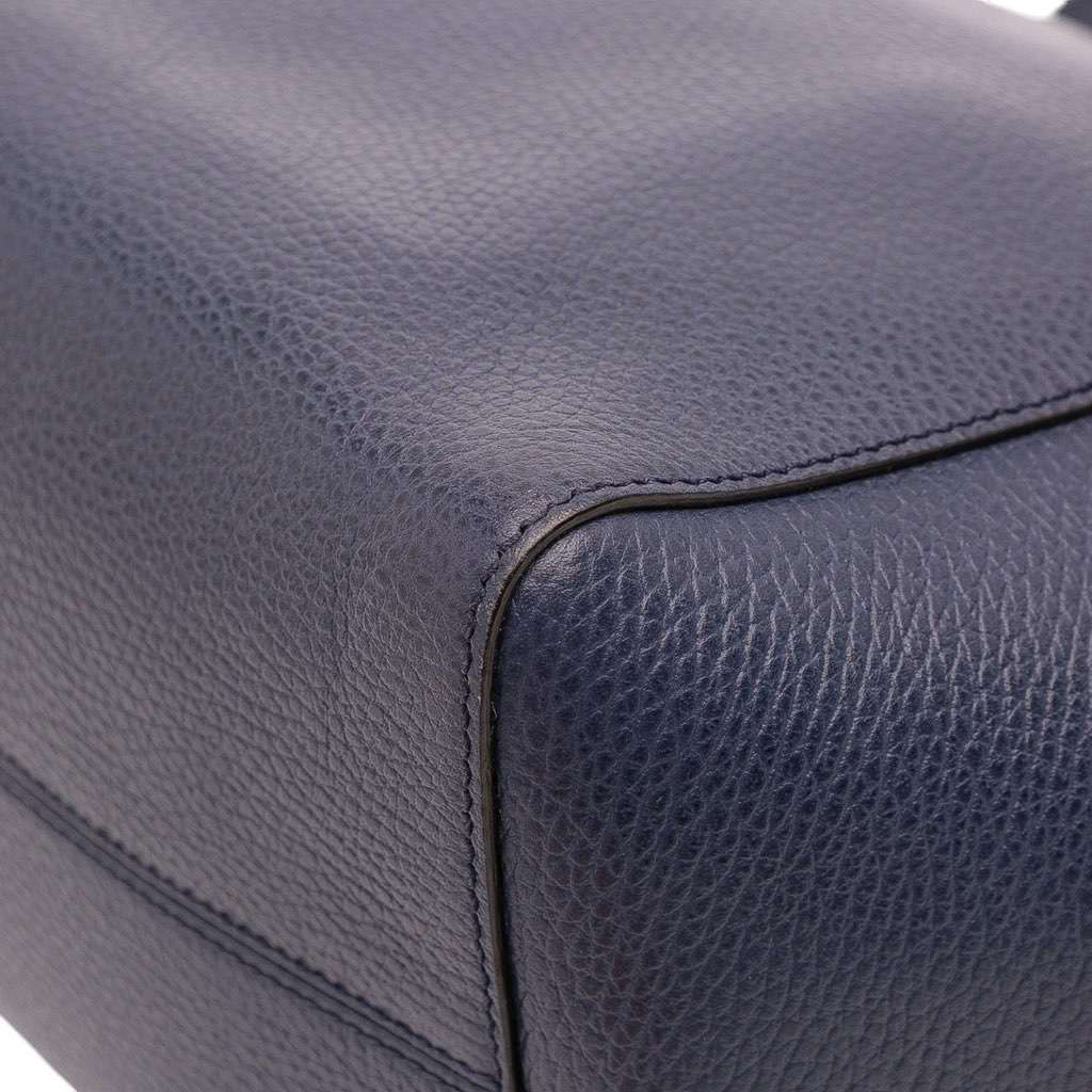 Gucci Medium Leather Swing Tote - Detail 2