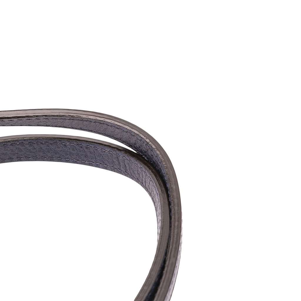 Gucci Medium Leather Swing Tote - Image 10