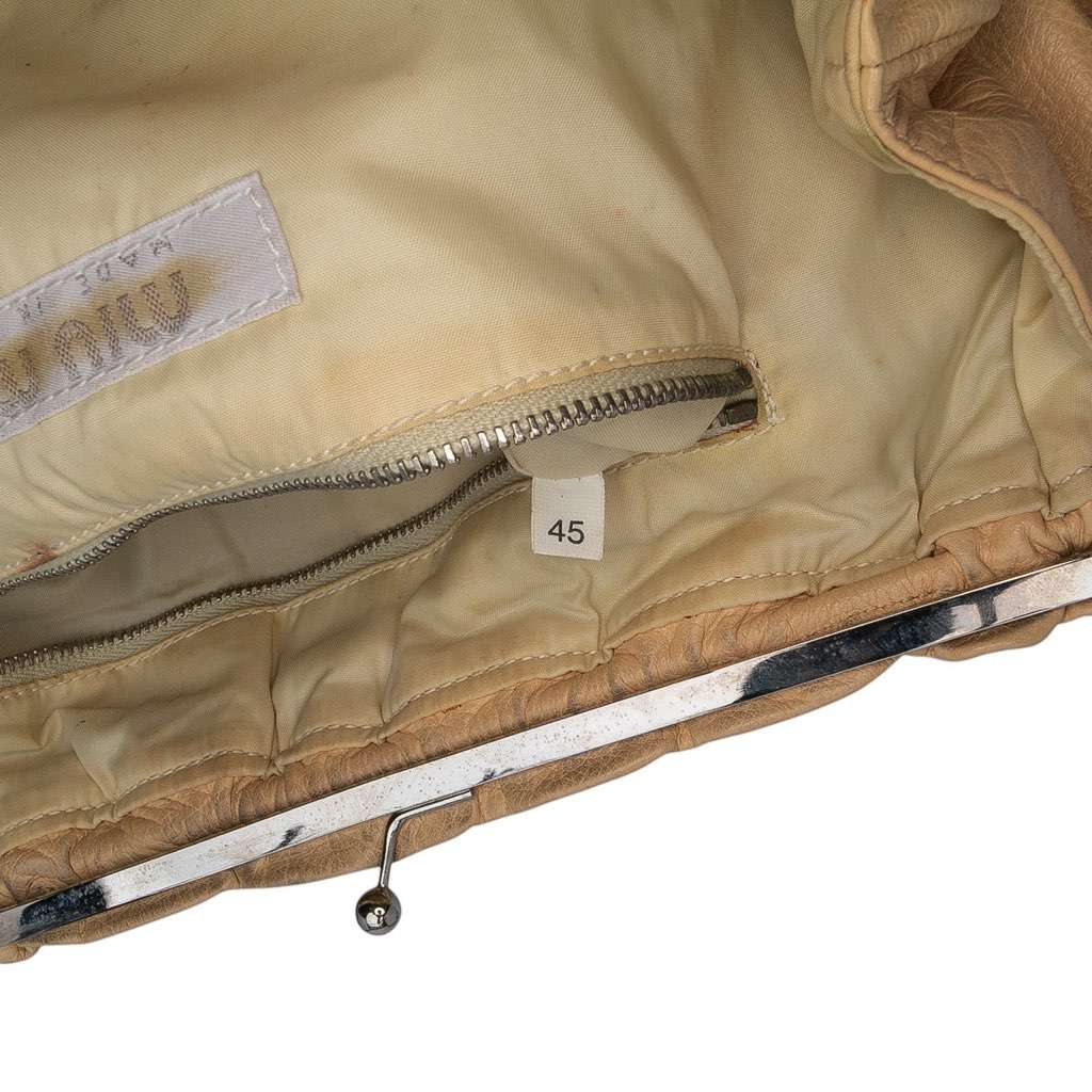 Miu Miu Leather Kiss Lock Shoulder Bag - Detail 1