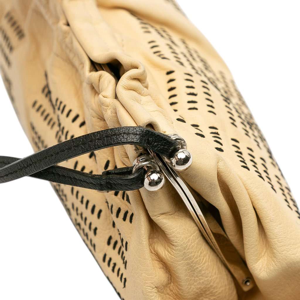 Miu Miu Leather Kiss Lock Shoulder Bag - Image 10