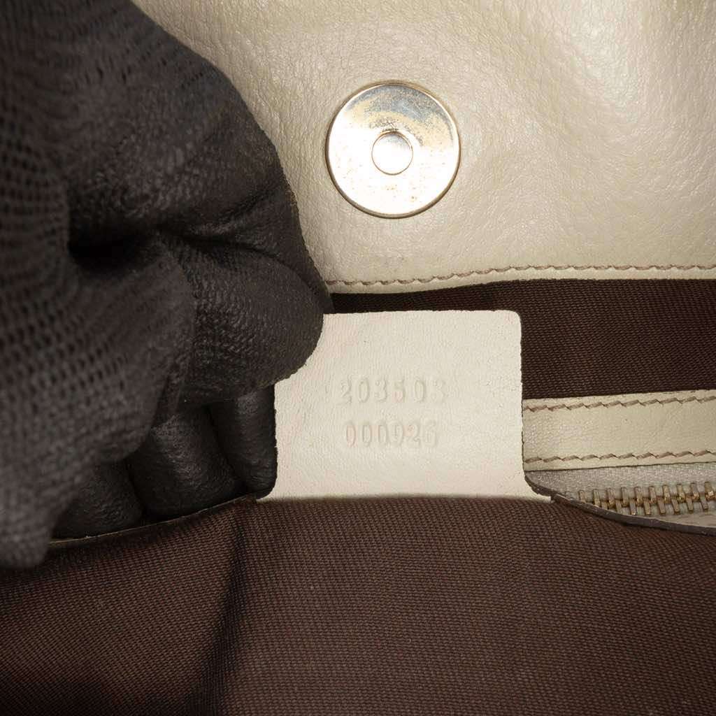 Gucci GG Canvas Charlotte Crossbody - Detail 1