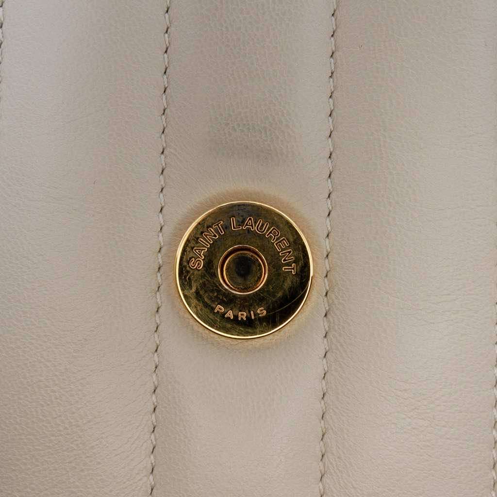 Saint Laurent Small Lambskin Monogram Vicky Chain Bag - Detail 2