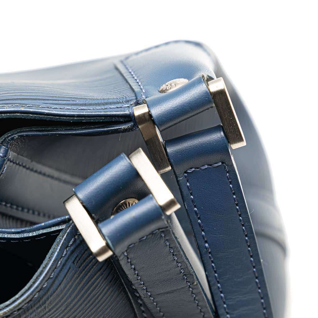 Louis Vuitton Epi Mandara MM - Image 10