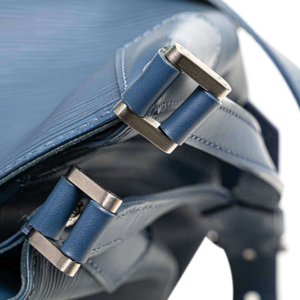 Louis Vuitton Epi Mandara MM - Image 11