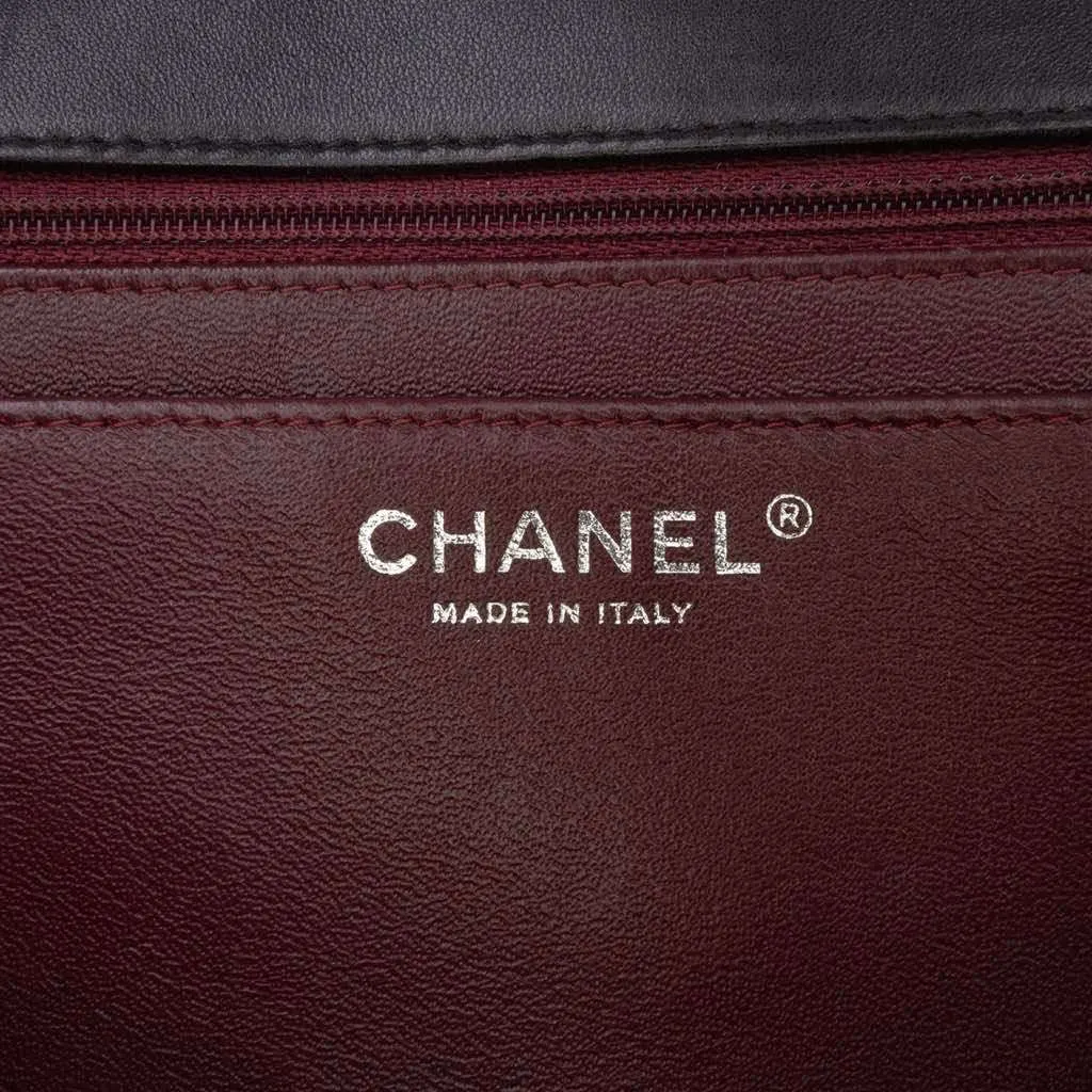 Chanel Maxi Classic Lambskin Single Flap Black Leather Good - Box View