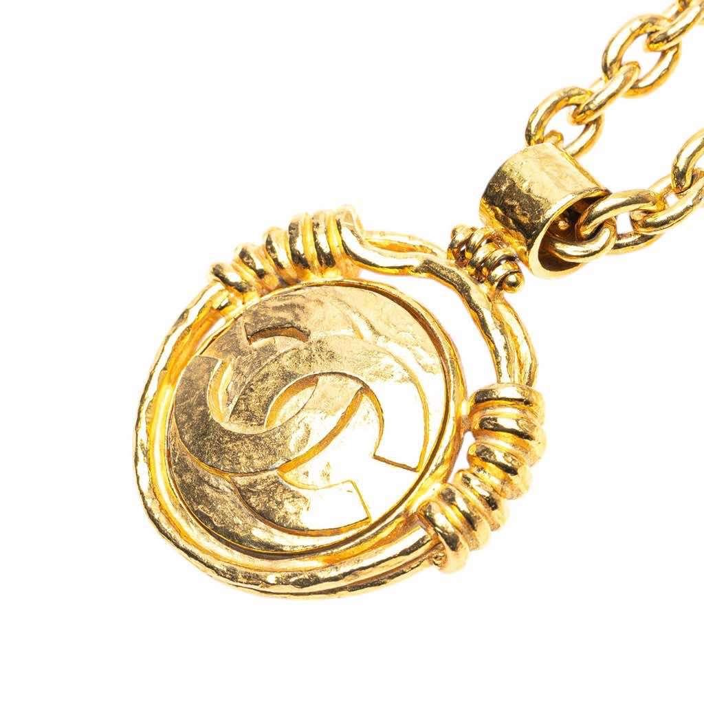 Chanel Gold Plated CC Round Mirror Pendant Necklace - Image 6