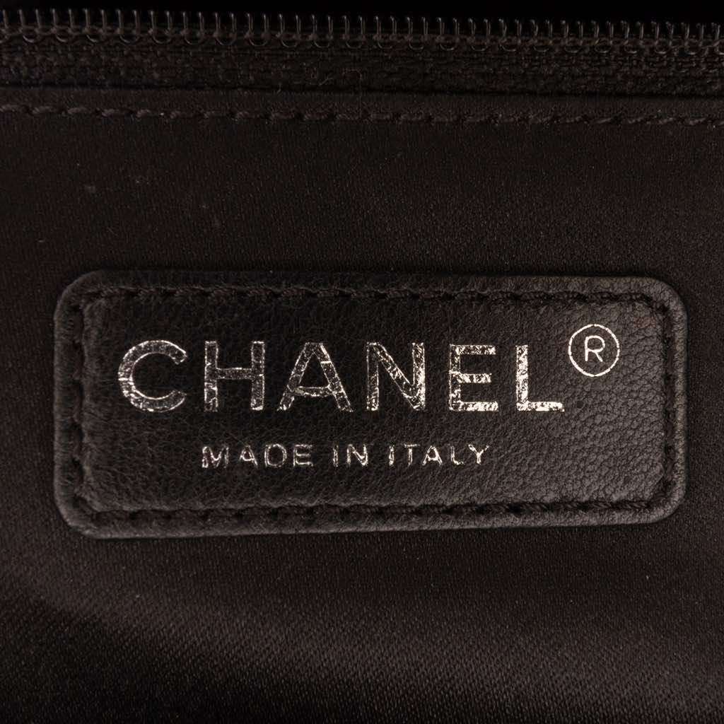 Chanel Caviar Grand Shopping Tote - 5