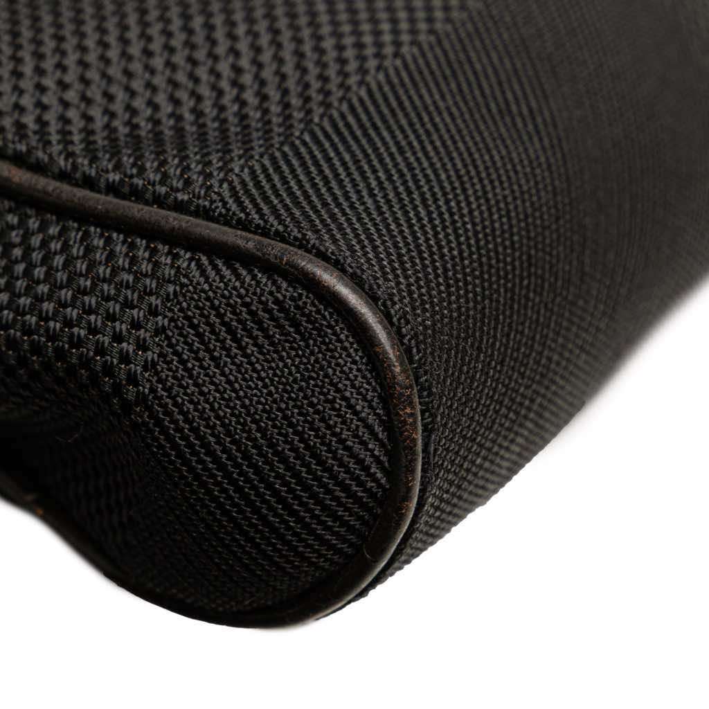 Louis Vuitton Damier Geant Acrobat - Image 10