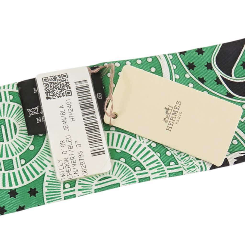 Hermès Eperon d'Or Bandana Silk Twilly Scarf - Image 6