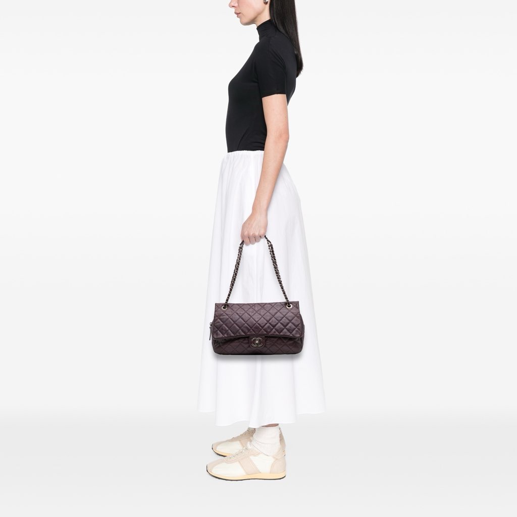 Chanel Jumbo Quilted Iridescent Caviar Easy Flap - Image 14