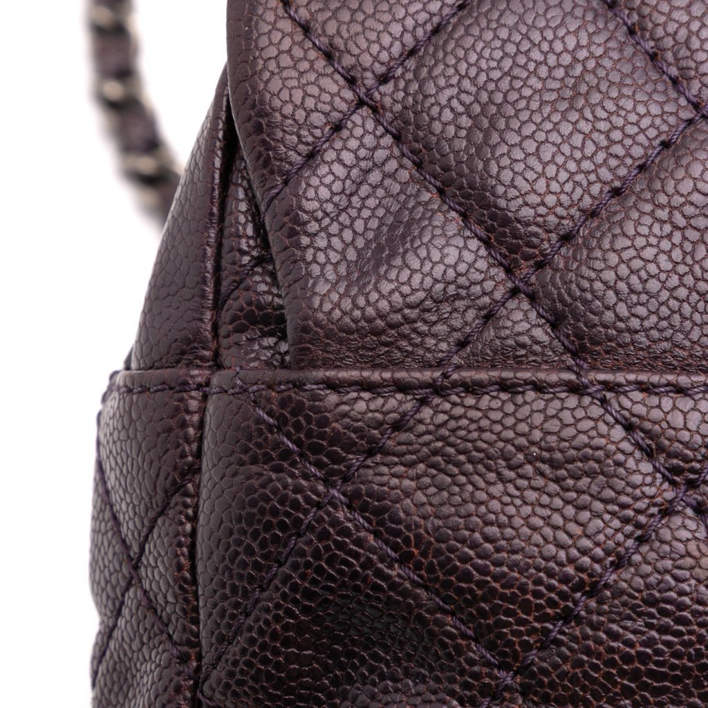Chanel Jumbo Quilted Iridescent Caviar Easy Flap - Image 11