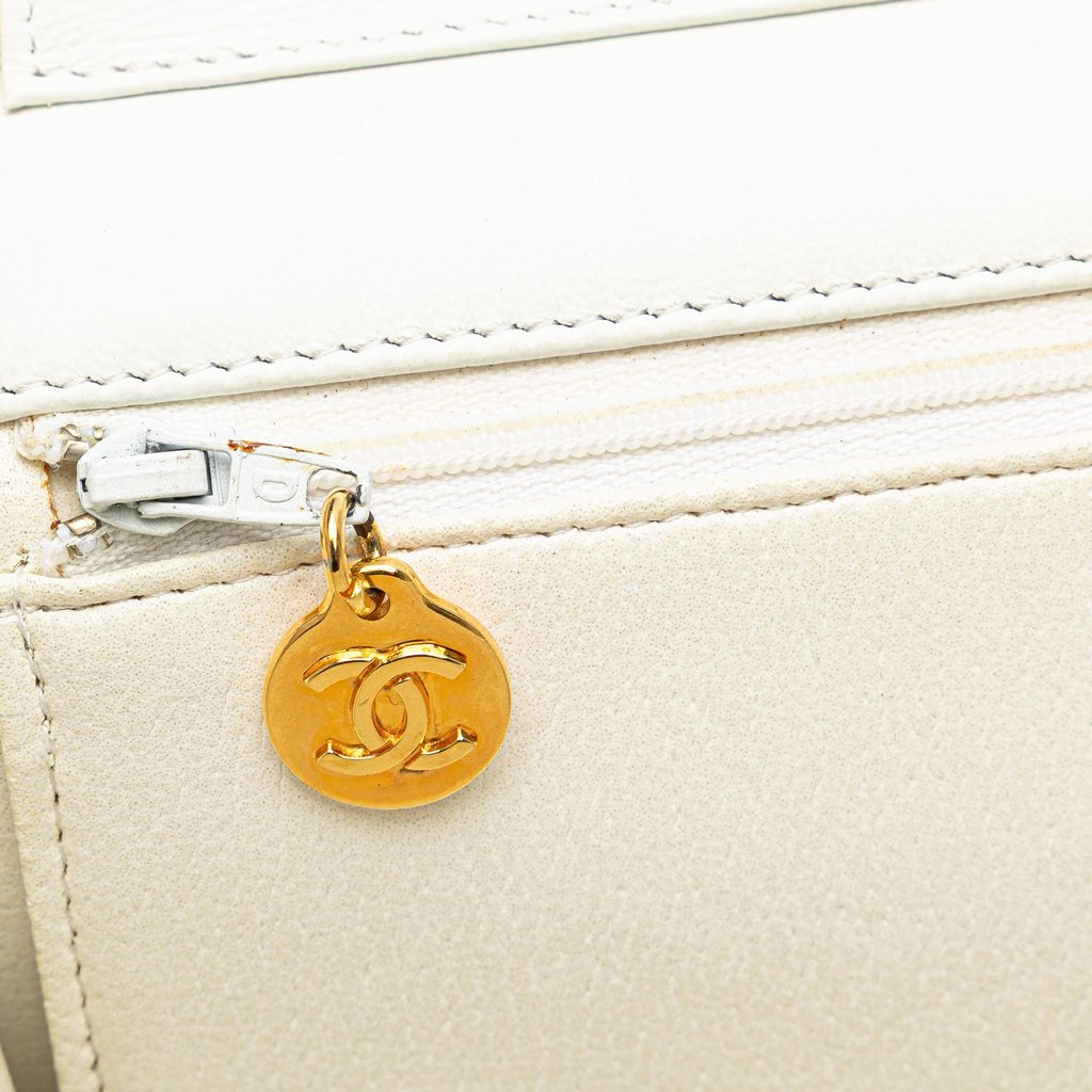 Chanel CC Quilted Lambskin Single Flap - Image 10