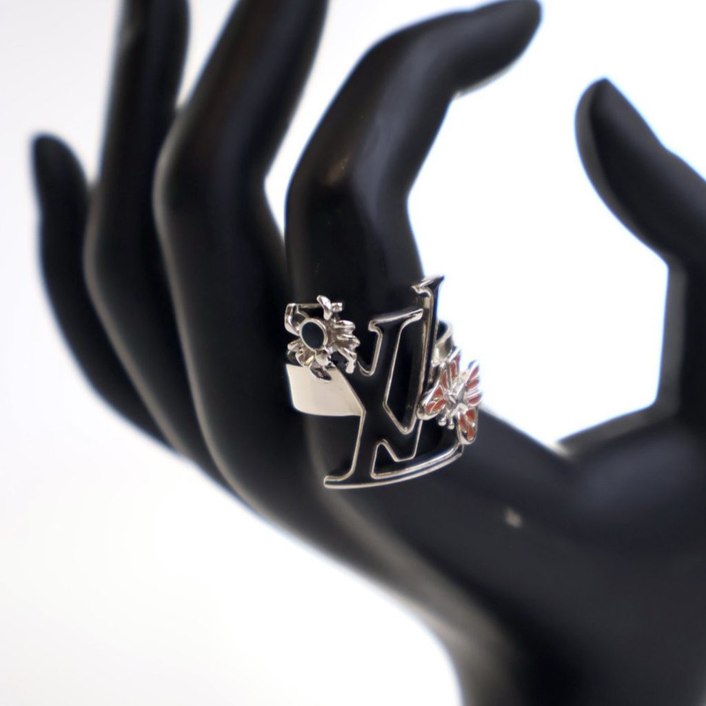 Louis Vuitton Palladium Plated Enamel Fairytale Cocktail Ring - Image 6