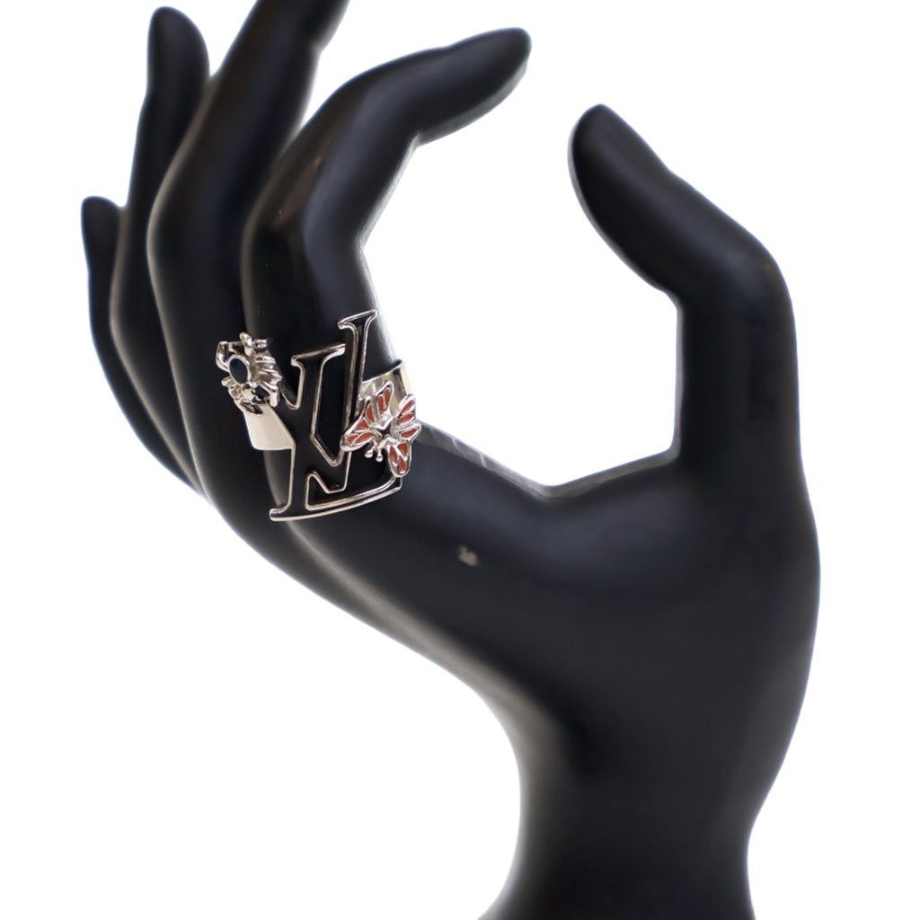 Louis Vuitton Palladium Plated Enamel Fairytale Cocktail Ring - Side view