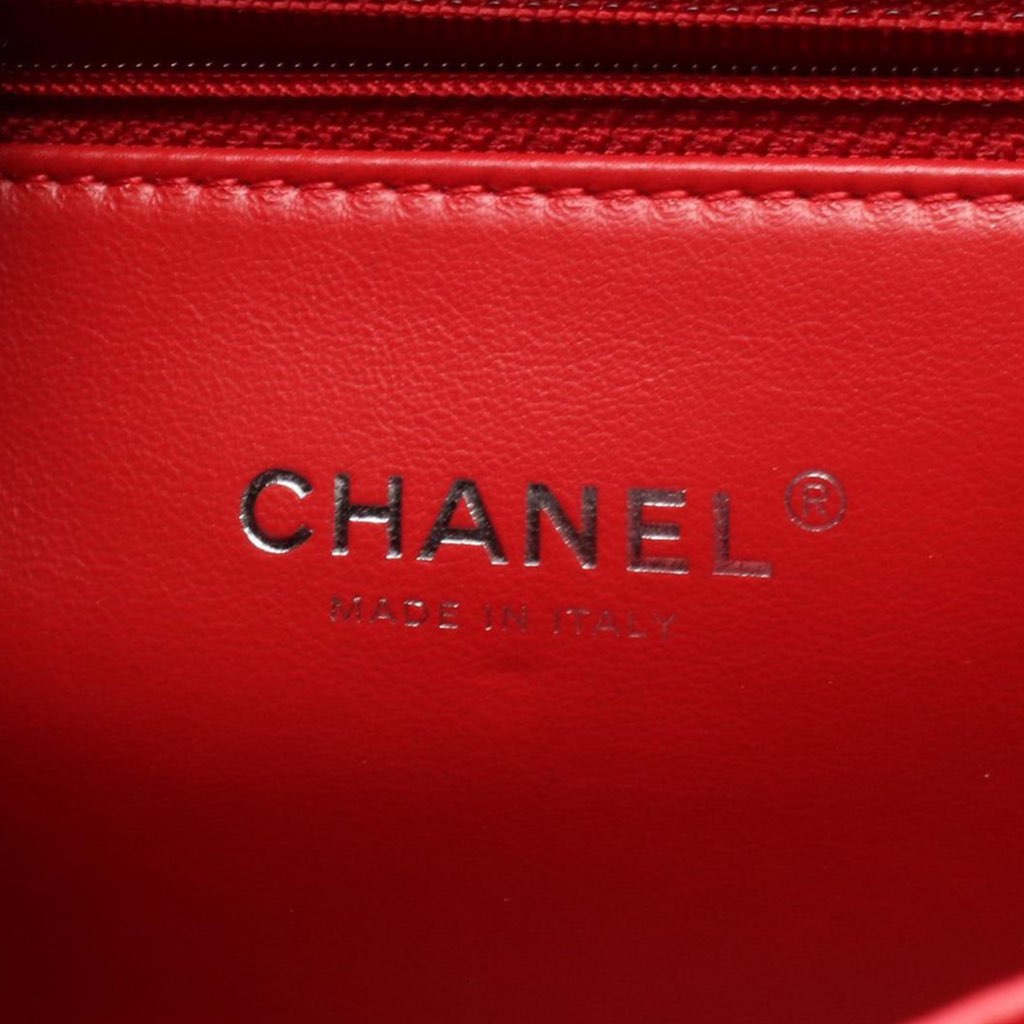 Chanel Medium Quilted Calfskin CC Filigree Incognito Flap - 5