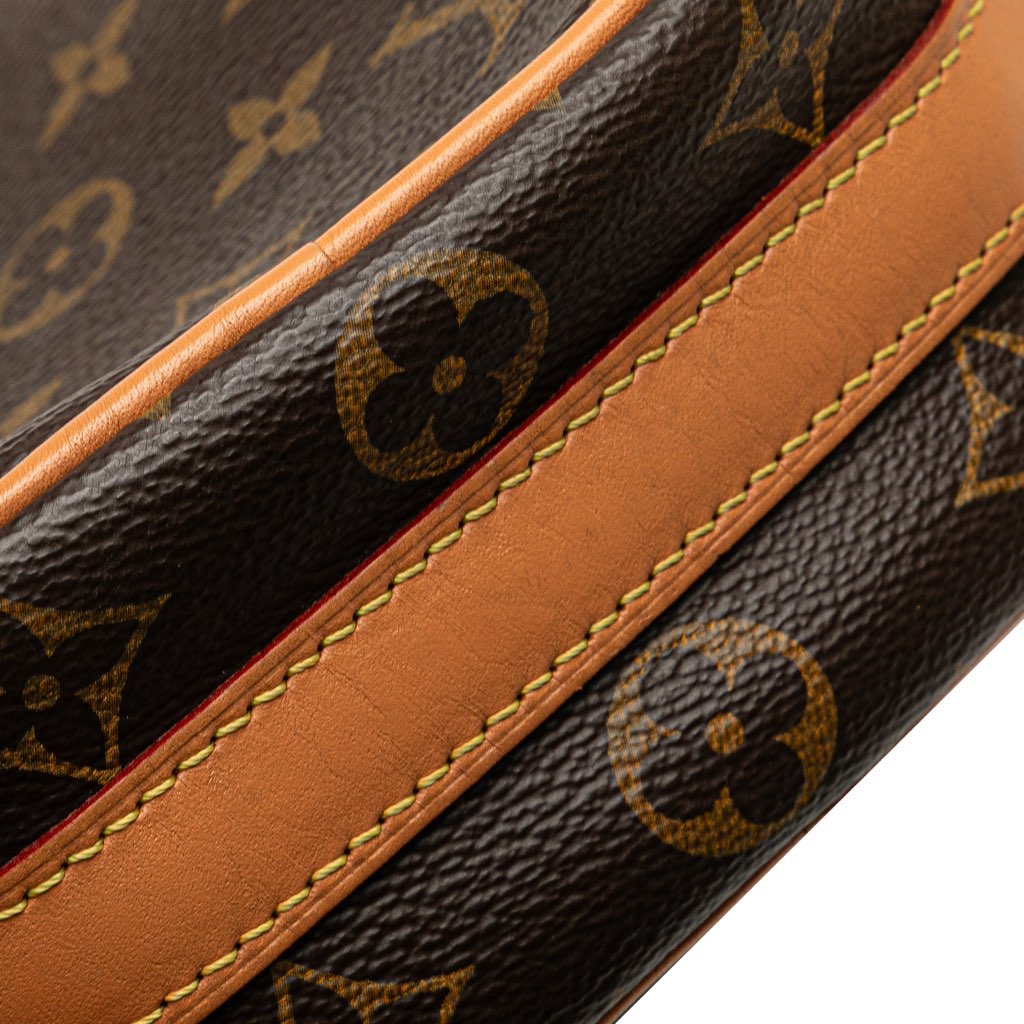 Louis Vuitton Monogram Boite Chapeau Souple PM - Detail 2