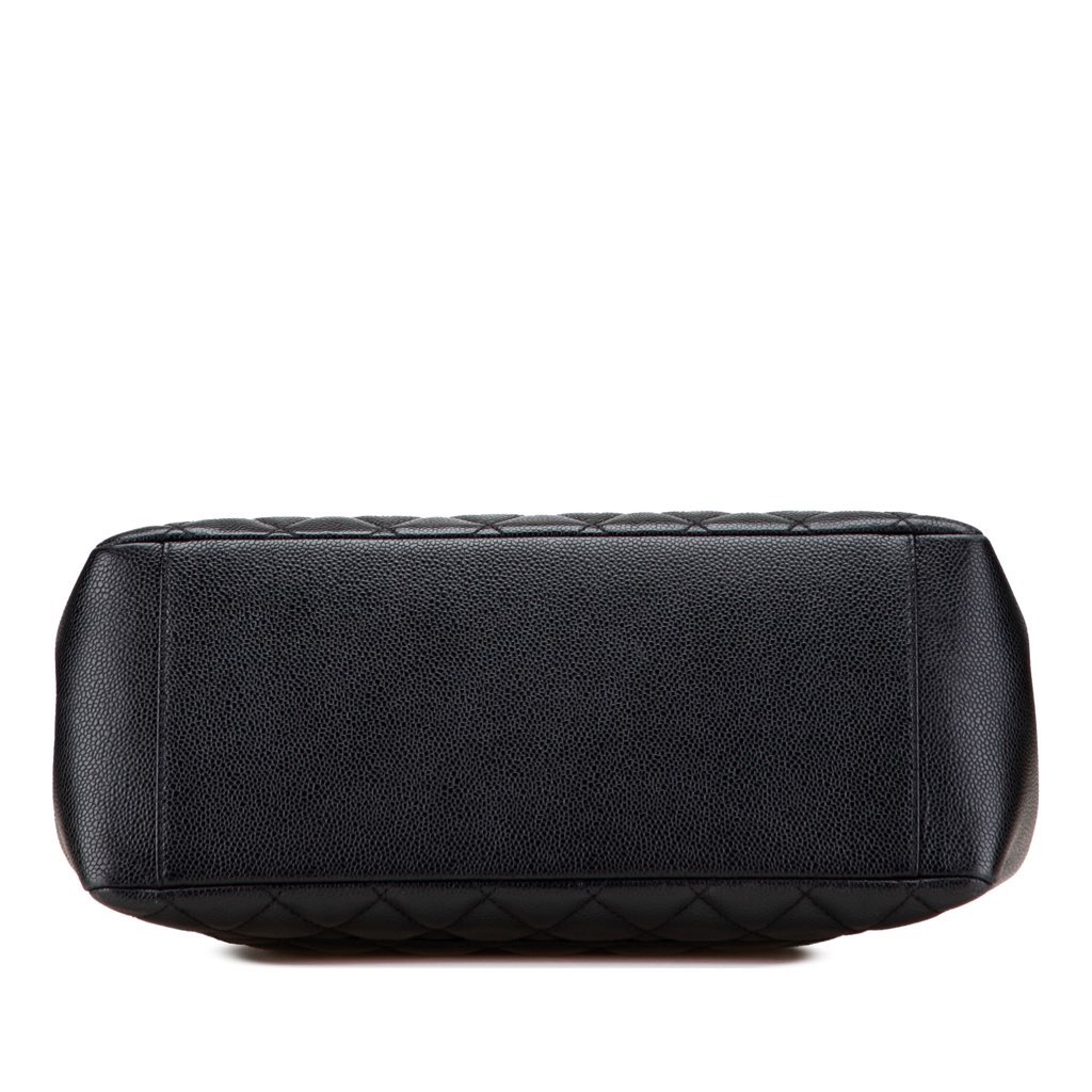 Chanel Caviar Grand Shopping Tote - 3