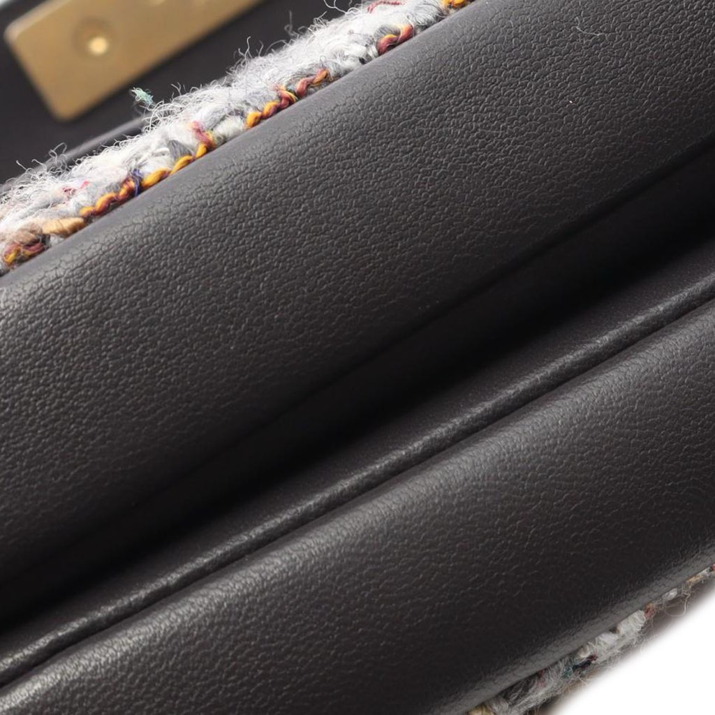 Chanel Small Quilted Tweed CC Chic Double Flap - Image 12