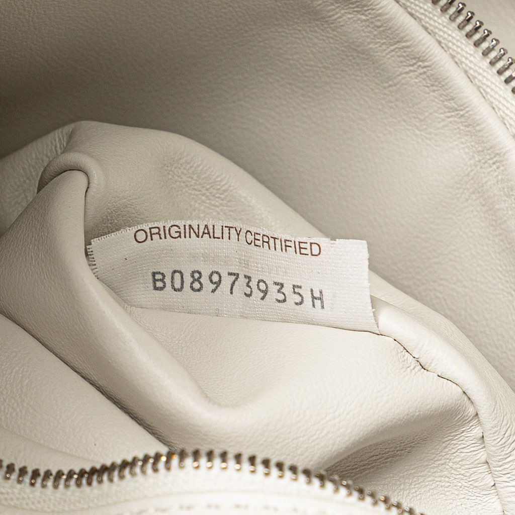 Bottega Veneta Nappa BV Twist Handbag - Detail 1