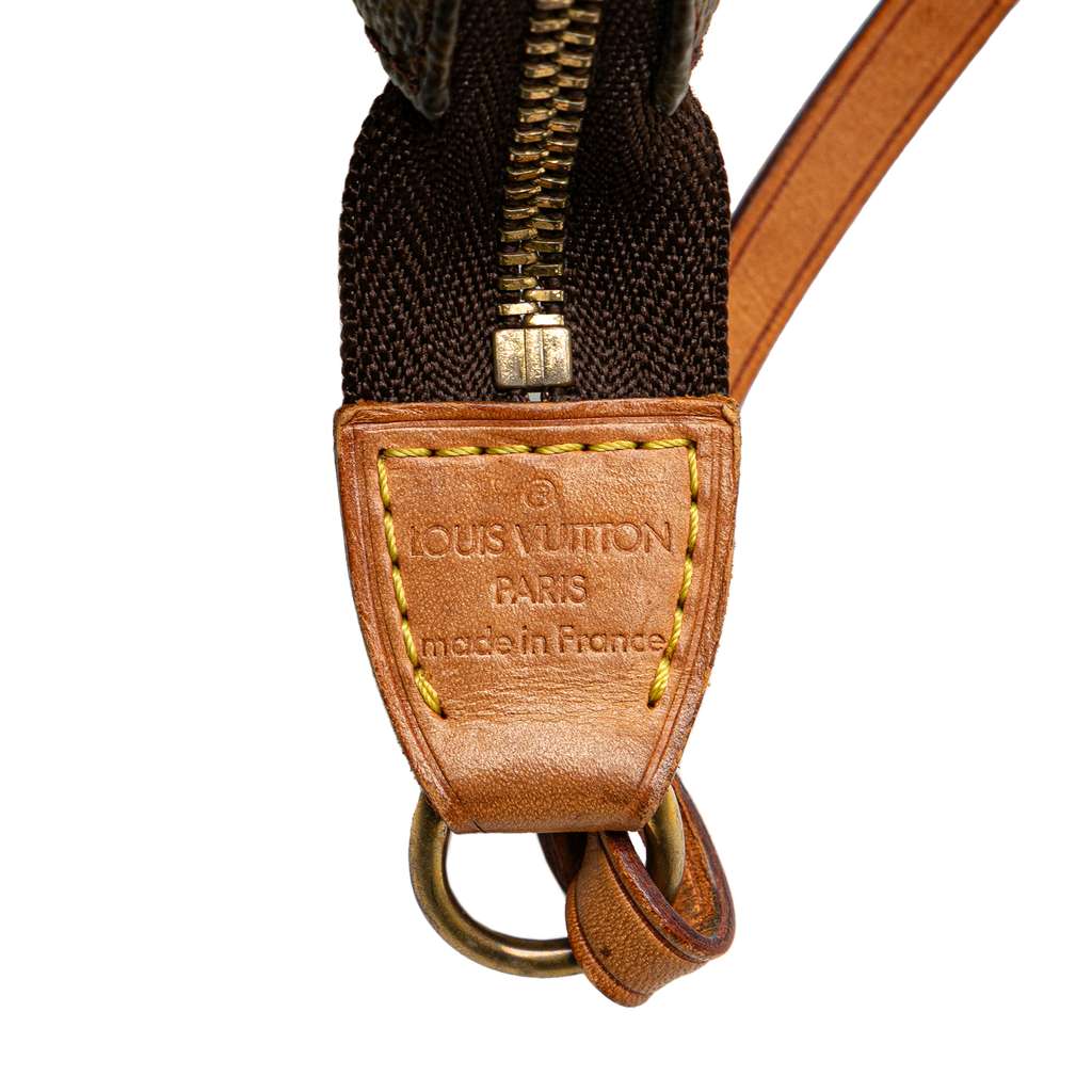 Louis Vuitton Monogram Pochette Accessoires - Detail 1