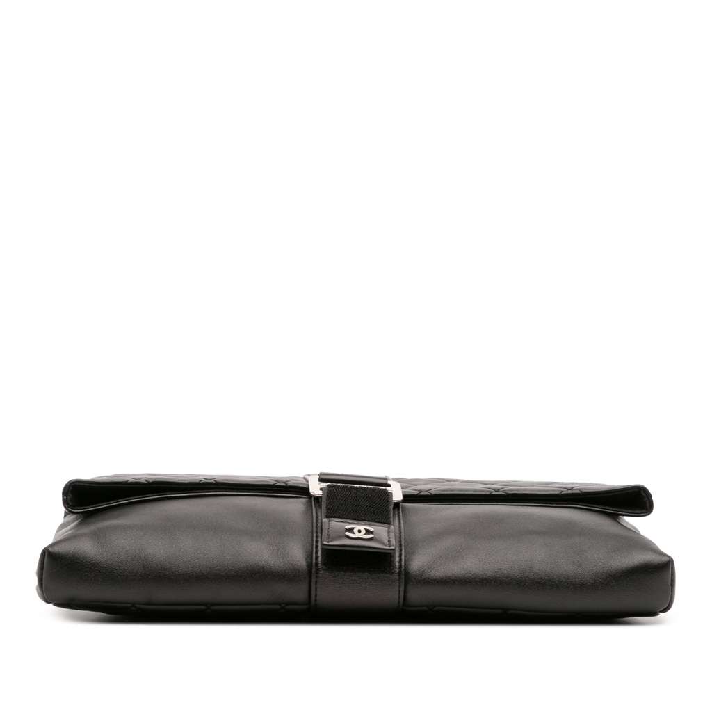 Chanel CC Quilted Lambskin Grip Clutch - Image 6