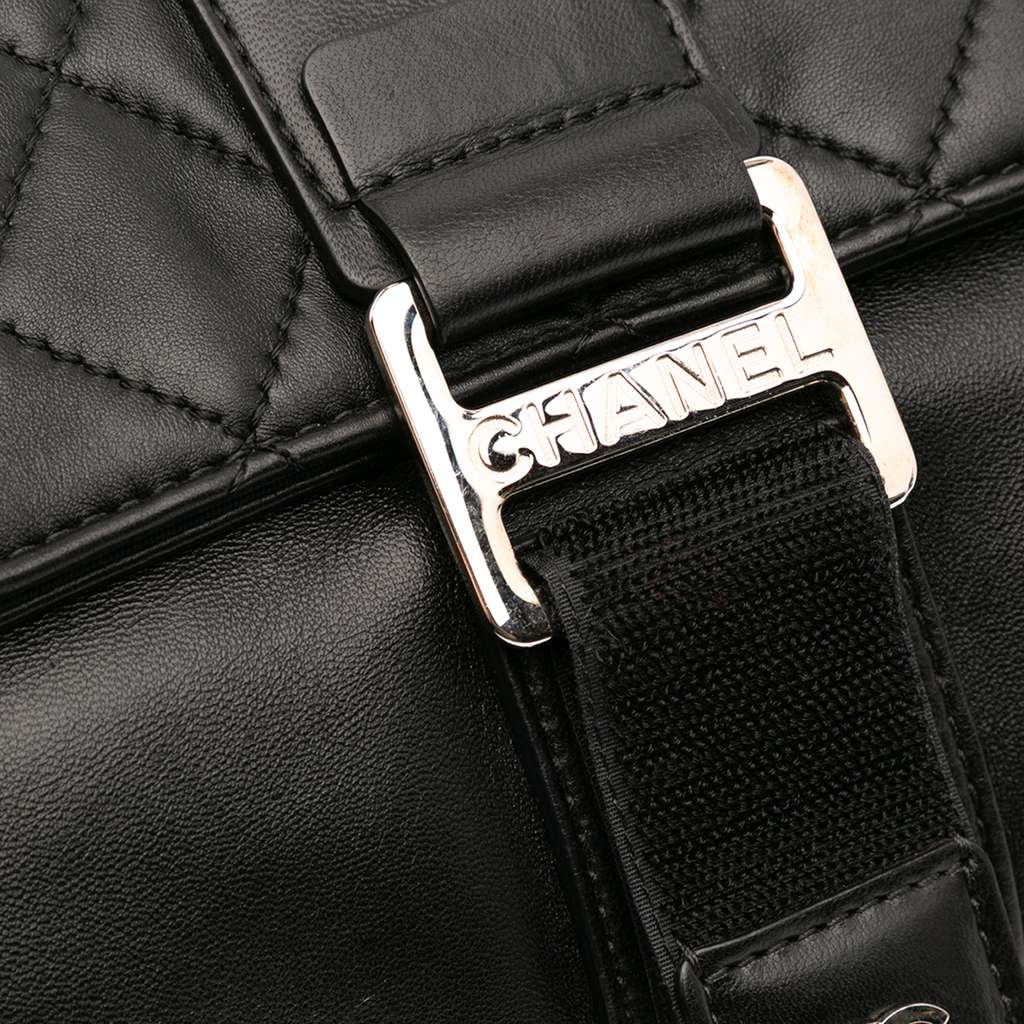 Chanel CC Quilted Lambskin Grip Clutch - Image 10