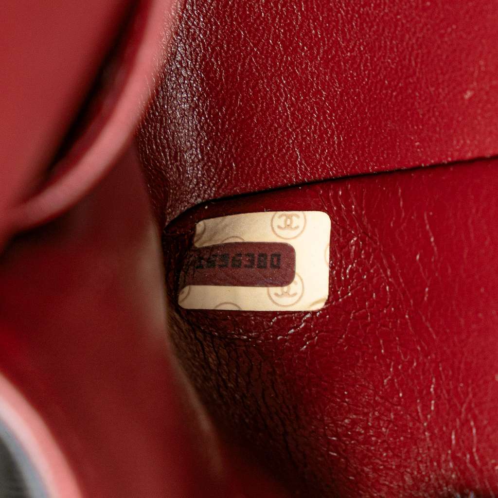 Chanel Small Classic Lambskin Double Flap - Detail 2