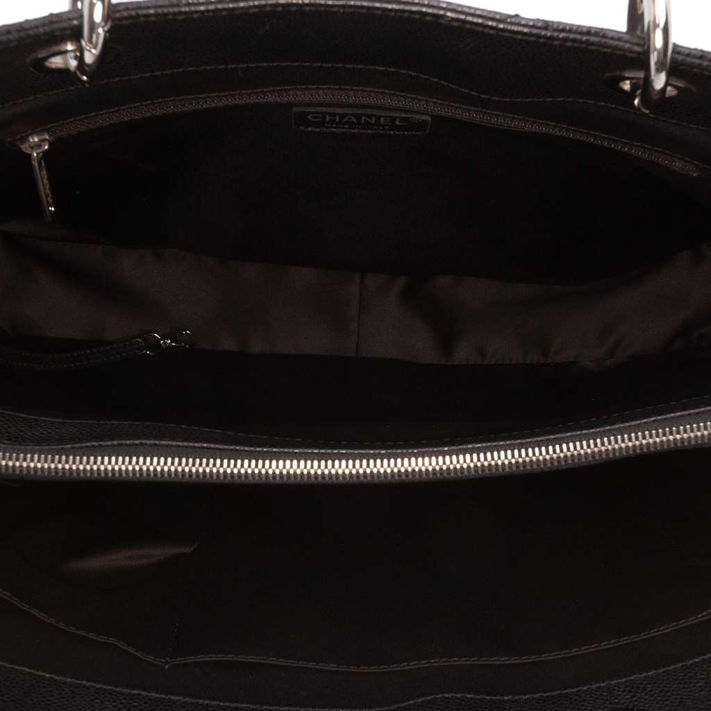 Chanel Caviar Grand Shopping Tote XL - 4