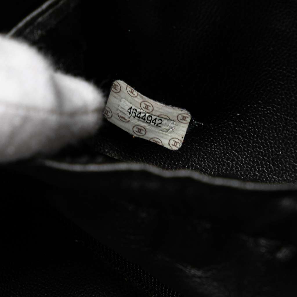 Chanel CC Caviar Vanity Bag - Detail 2