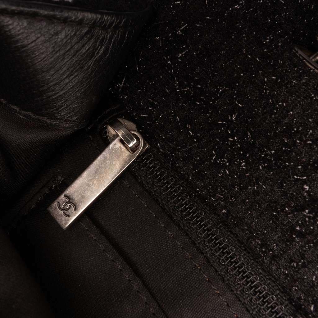 Chanel Jumbo Patchwork Tweed Flap - Detail 2