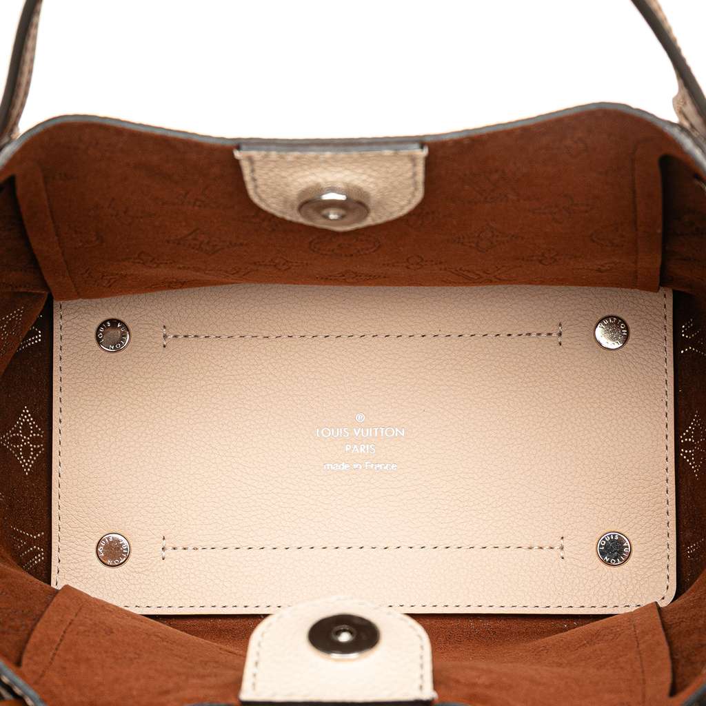 Louis Vuitton Monogram Mahina Hina PM - 4