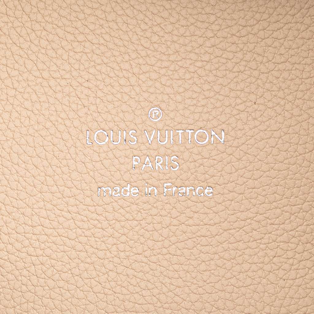 Louis Vuitton Monogram Mahina Hina PM - Side view