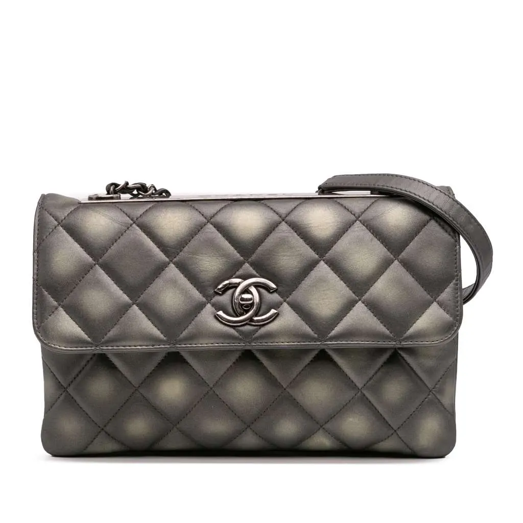 Chanel Quilted Metallic Lambskin Trendy CC Flap Grey Leather Very good - Front View