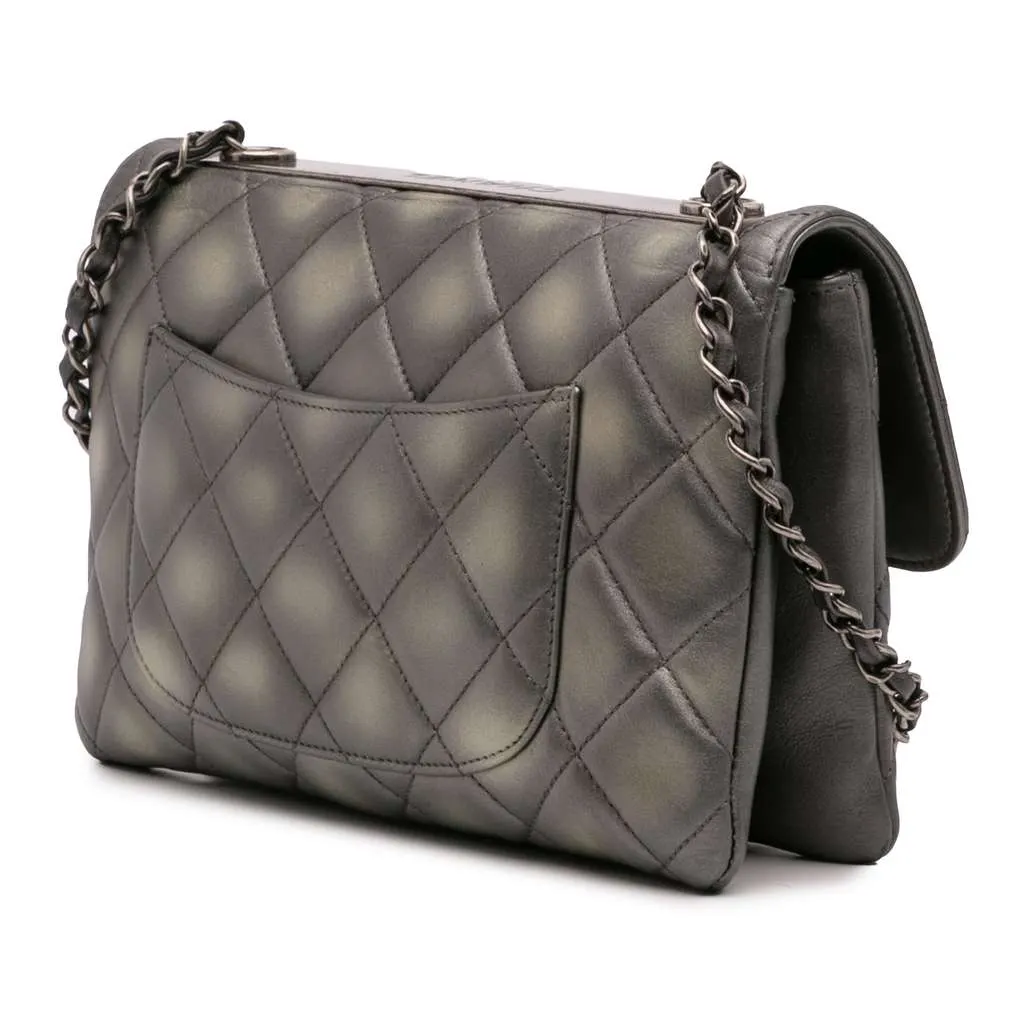 Chanel Quilted Metallic Lambskin Trendy CC Flap Grey Leather Very good - Back View