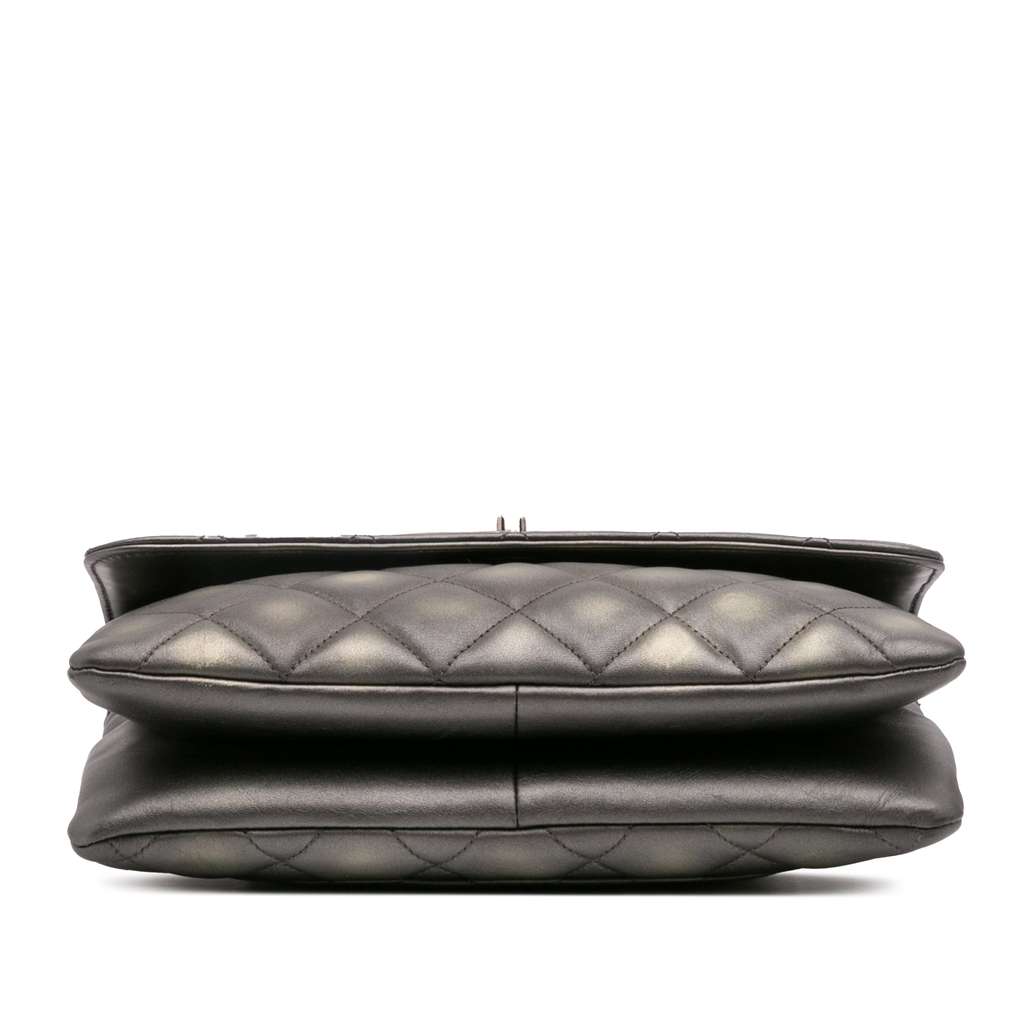 Chanel Quilted Metallic Lambskin Trendy CC Flap - Image 6