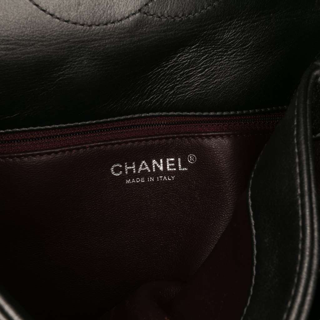 Chanel Quilted Metallic Lambskin Trendy CC Flap - Detail 1