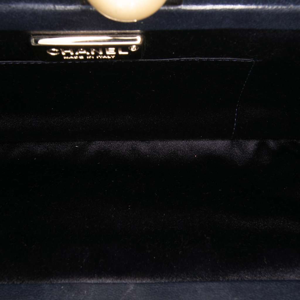 Chanel CC Quilted Lambskin Pearl Clutch - 4