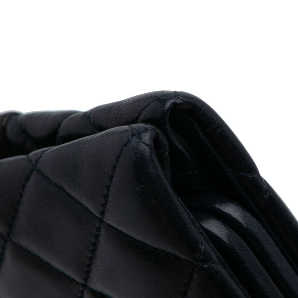Chanel CC Quilted Lambskin Pearl Clutch - Image 12