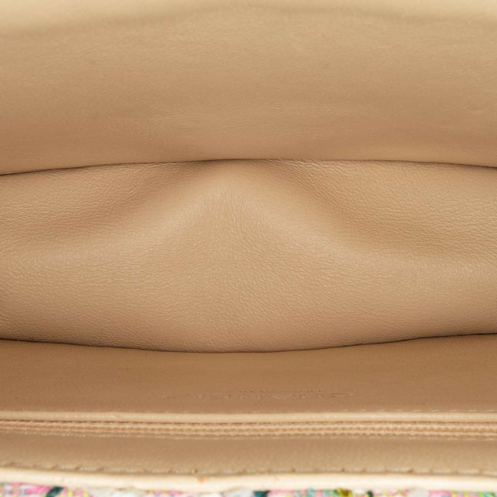 Chanel Tweed Beauty Lock Flap Bag - 5